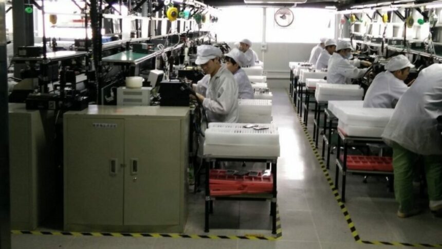 Facotry Workers China 1280x720 1 1024x576 1