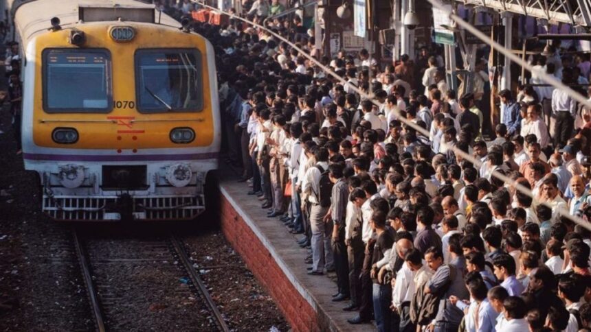 mumbais overcrowded local trains have lost rs 3000 crore in 3 years 1024x605 1 1024x605 1 1280x720 1024x576 1